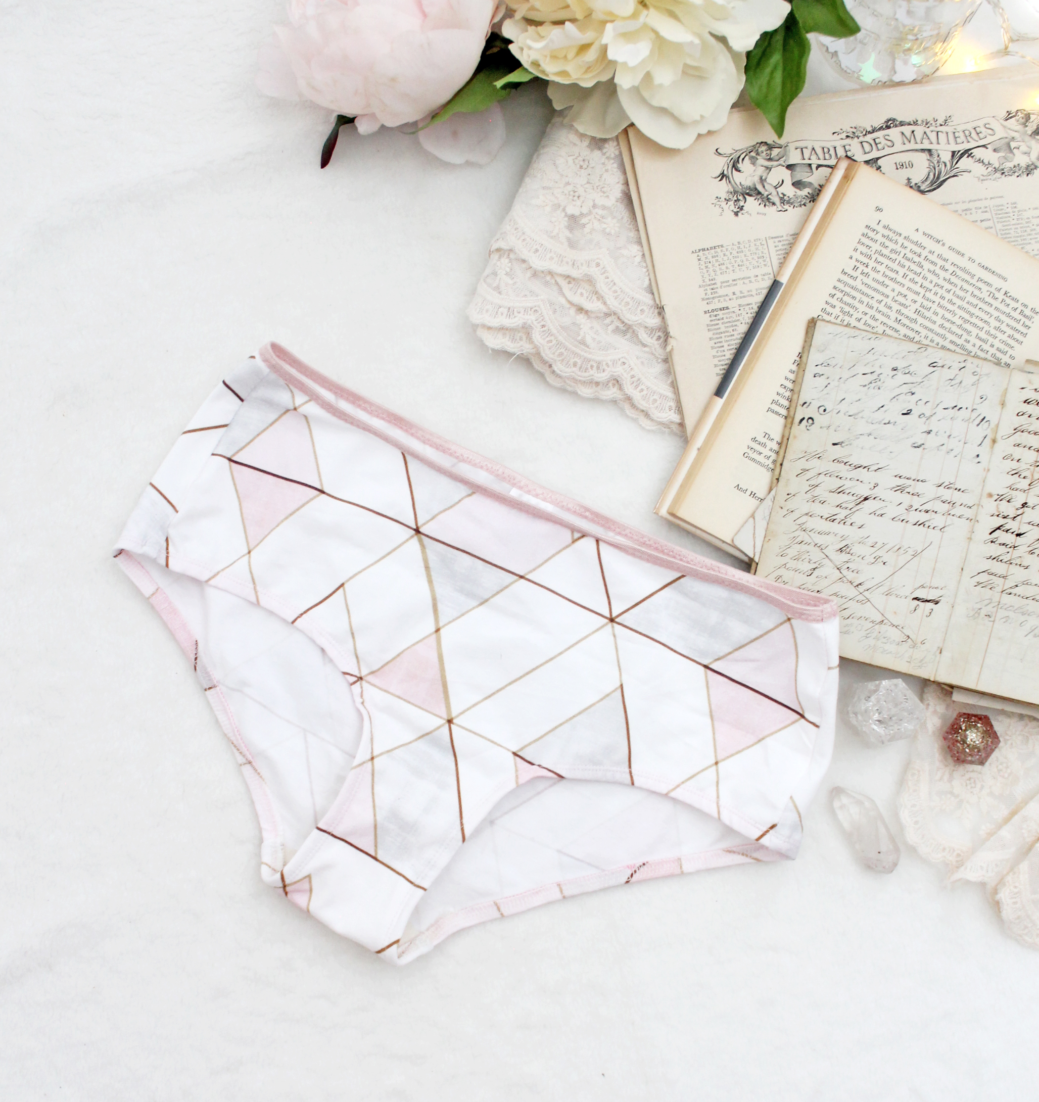 The Hunter Mid-Rise Boy Leg Panties PDF Sewing Pattern - Image 6