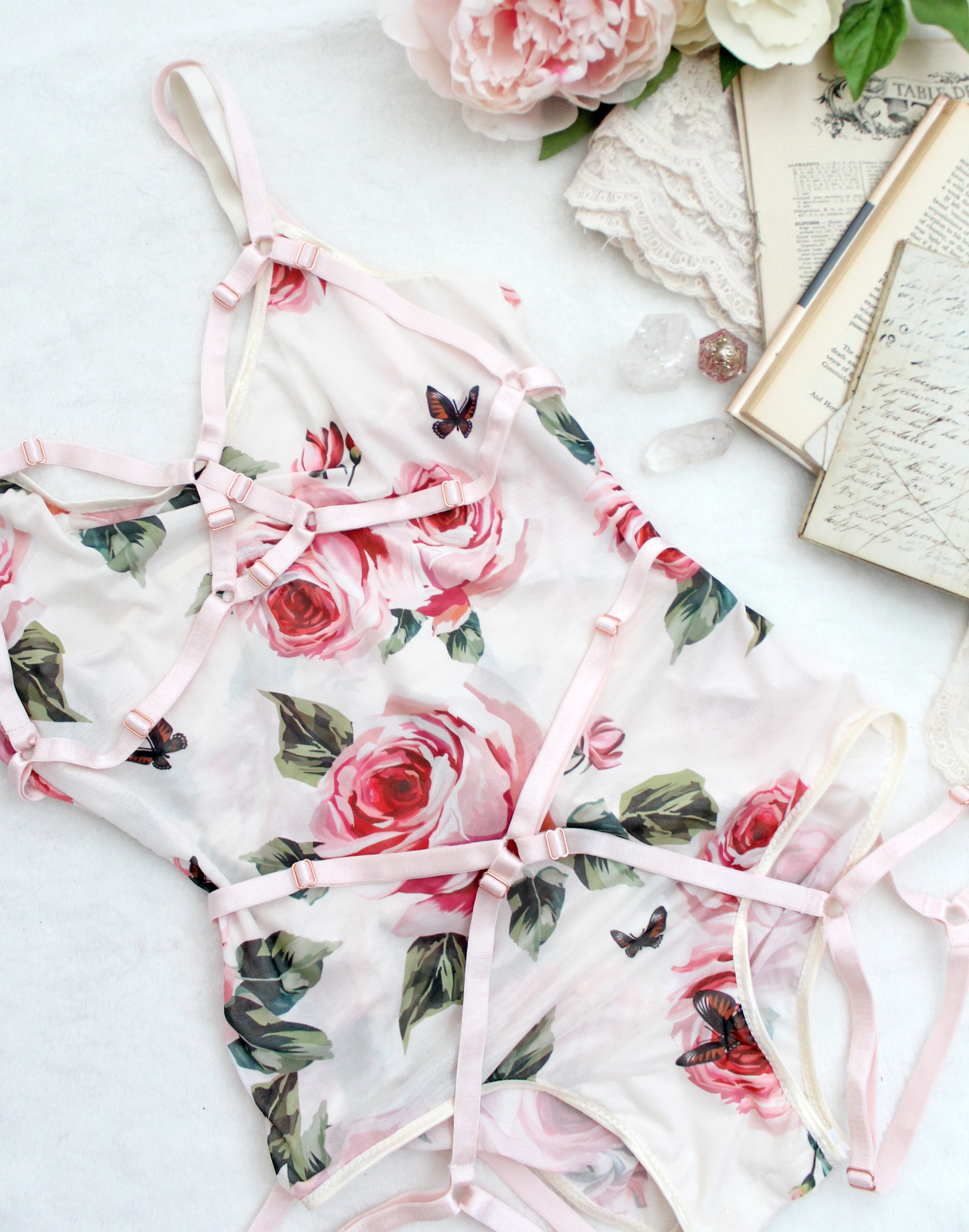 Tundra Cage Bra, Panty and Body PDF Tutorial - Image 8